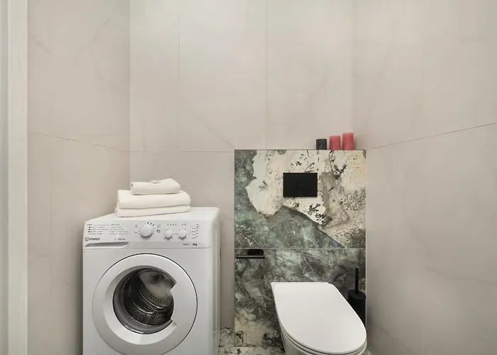 Elegancki Blisko Rzeki Z Garazem Na 2 Auta By Renters Apartman Wrocław