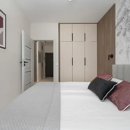 Апартаменты Elegancki Blisko Rzeki Z Garazem Na 2 Auta By Renters Вроцлав