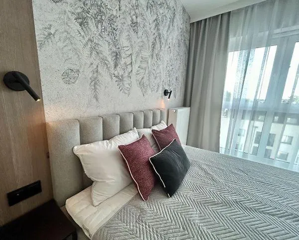 Elegancki Blisko Rzeki Z Garazem Na 2 Auta By Renters Daire Wroclaw